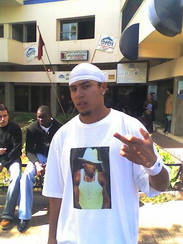 hada zongol ahsan ragle fl3alam howa o halim wa3ri ga3